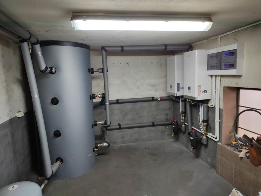 Pompa ciepła z zbionikiem buforowym